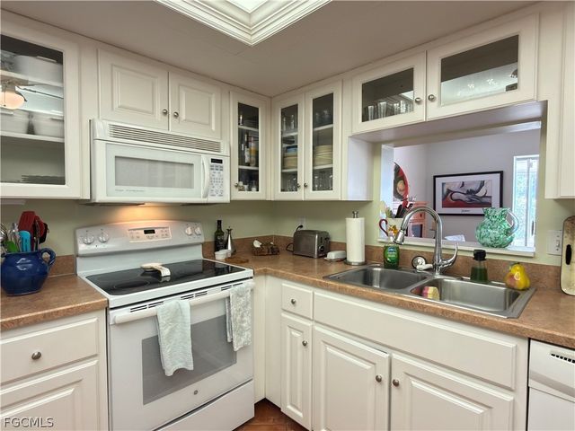 1699 Golf Club DR 3, North Fort Myers, FL 33903