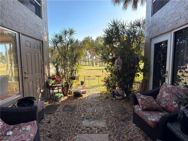 1699 Golf Club DR 3, North Fort Myers, FL 33903