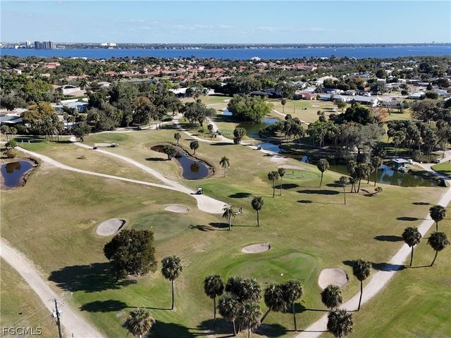 1699 Golf Club DR 3, North Fort Myers, FL 33903