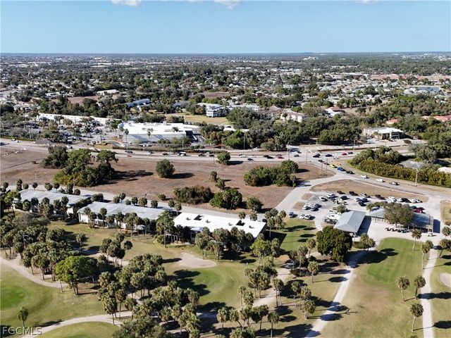 1699 Golf Club DR 3, North Fort Myers, FL 33903