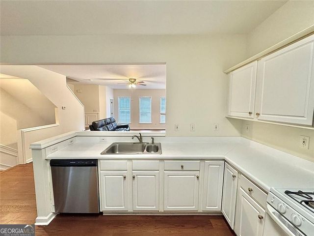 4001 Howell Park Road, Duluth, GA 30096