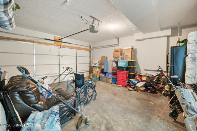 4806 Morgan Place Blvd, La Grange, KY 40031