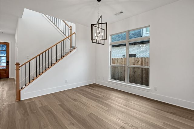 411 Fox Trail, Elm Springs, AR 72762