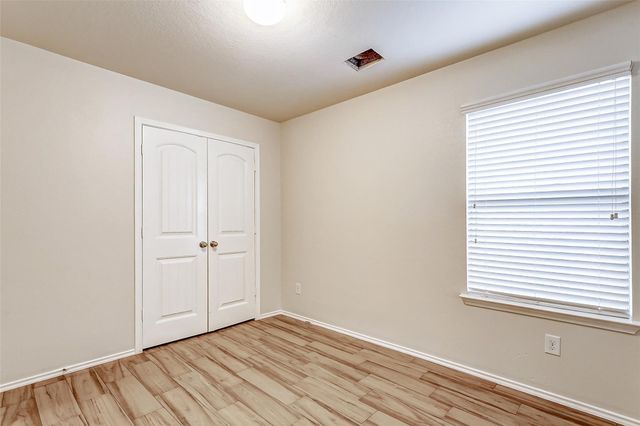 1355 Lariat Ridge Trail, Houston, TX 77049