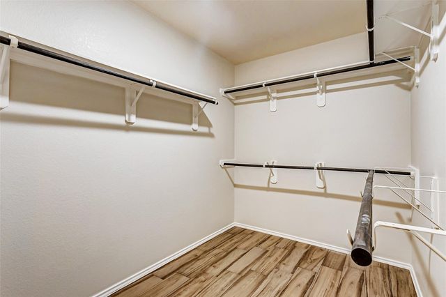 1355 Lariat Ridge Trail, Houston, TX 77049