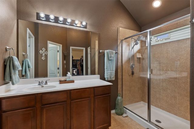 994 Hot Spring VLY, Buda, TX 78610