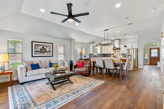 994 Hot Spring VLY, Buda, TX 78610