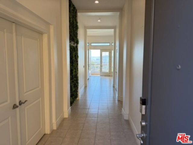 150 S San Fernando Boulevard 404, Burbank, CA 91502