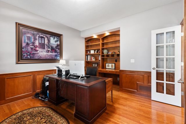 5160 Old Field Court, Westerville, OH 43082