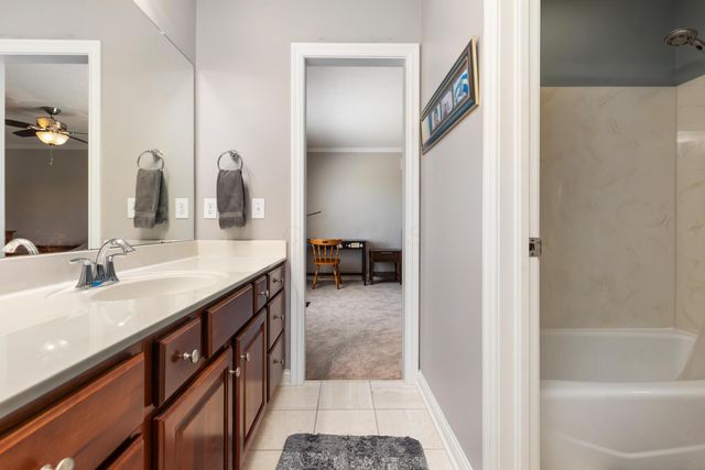 5160 Old Field Court, Westerville, OH 43082