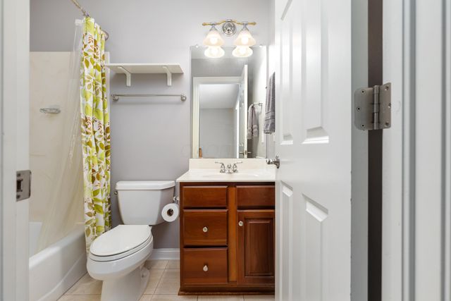 5160 Old Field Court, Westerville, OH 43082