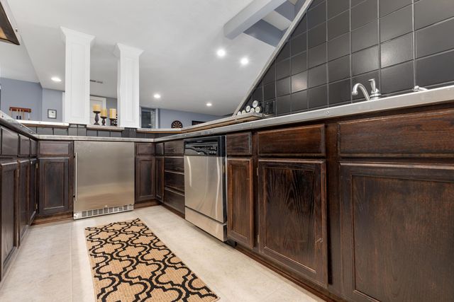 5160 Old Field Court, Westerville, OH 43082