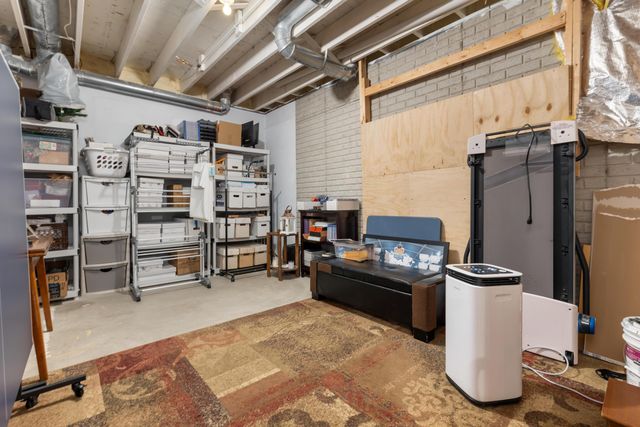 5160 Old Field Court, Westerville, OH 43082