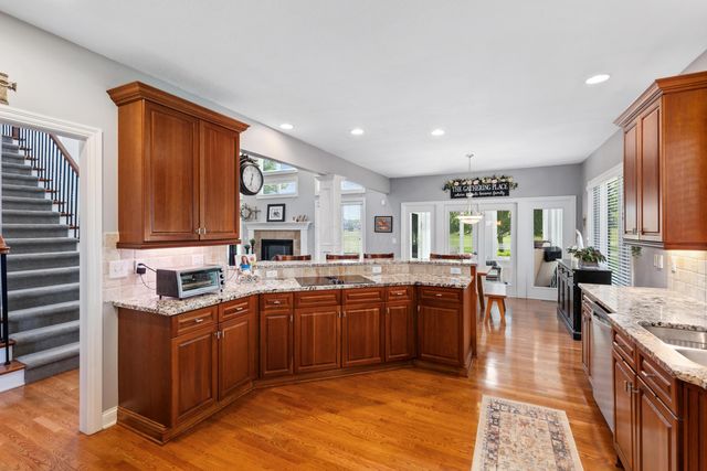 5160 Old Field Court, Westerville, OH 43082