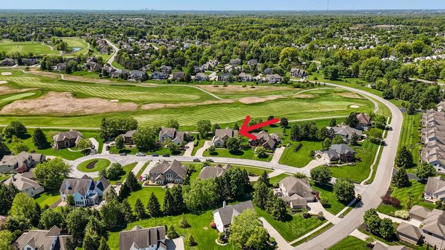 5160 Old Field Court, Westerville, OH 43082