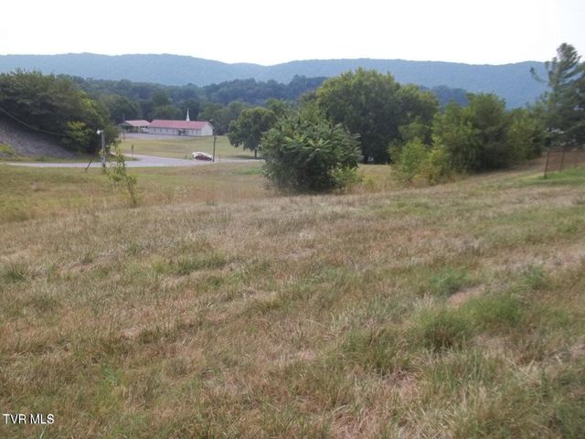 220 Silver Lake Road, Church Hill, TN 37642