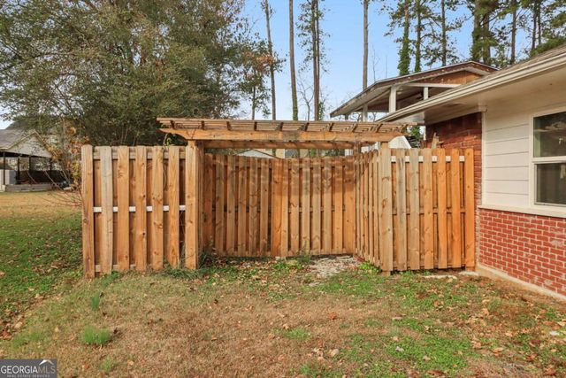 716 Carolina Roads, Marietta, GA 30008