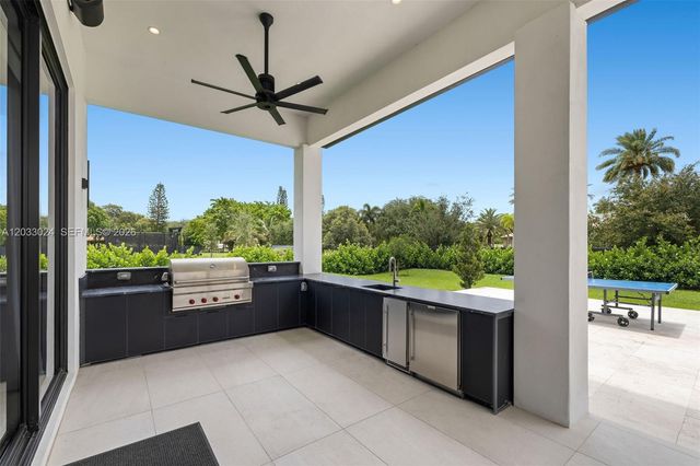 14910 SW 16th Court, Davie, FL 33326