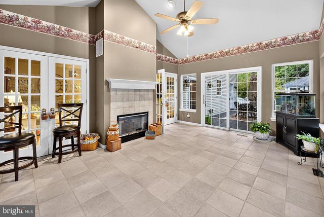8 OAK RIDGE LN, Sewell, NJ 08080