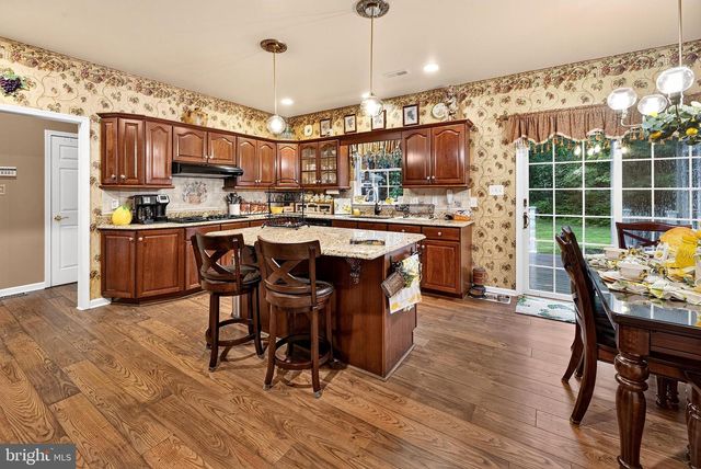 8 OAK RIDGE LN, Sewell, NJ 08080