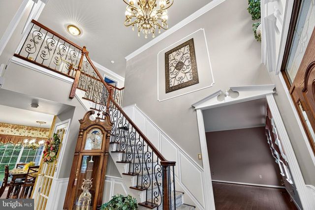 8 OAK RIDGE LN, Sewell, NJ 08080