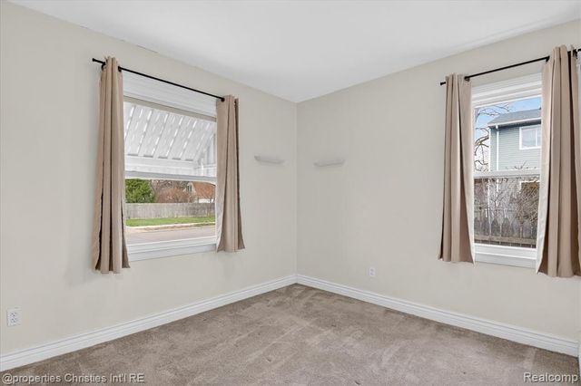 23044 Harding Avenue, Hazel Park, MI 48030