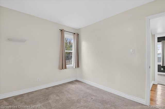 23044 Harding Avenue, Hazel Park, MI 48030