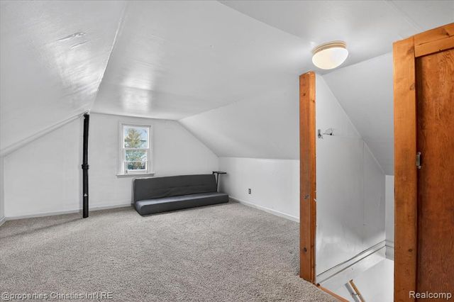 23044 Harding Avenue, Hazel Park, MI 48030