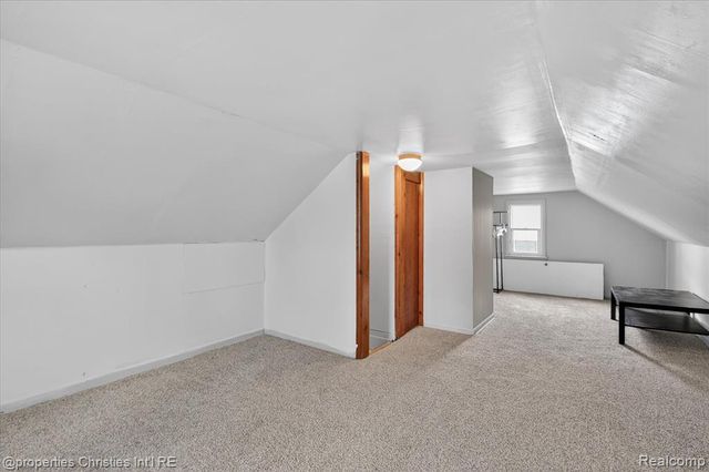 23044 Harding Avenue, Hazel Park, MI 48030