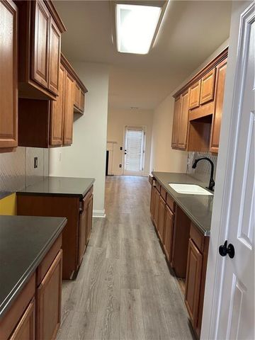 9051 Bayrose Circle 51A, Atlanta, GA 30344