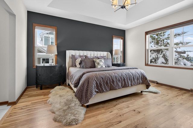 W79N417 Ridgeway LANE, Cedarburg, WI 53012