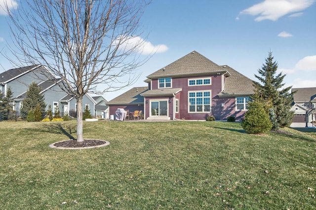 W79N417 Ridgeway LANE, Cedarburg, WI 53012