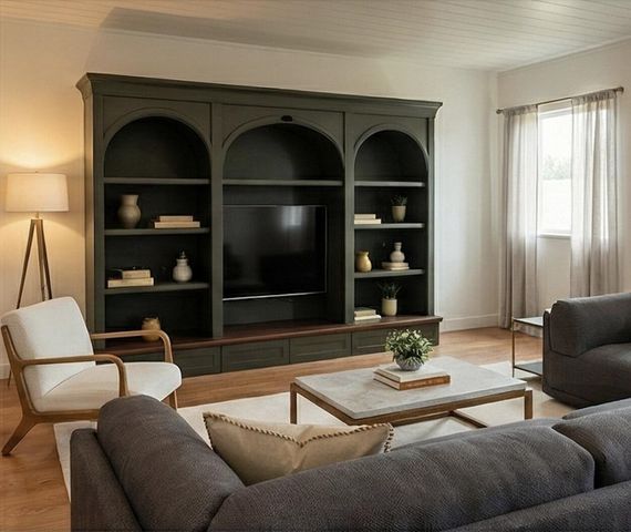 W79N417 Ridgeway LANE, Cedarburg, WI 53012