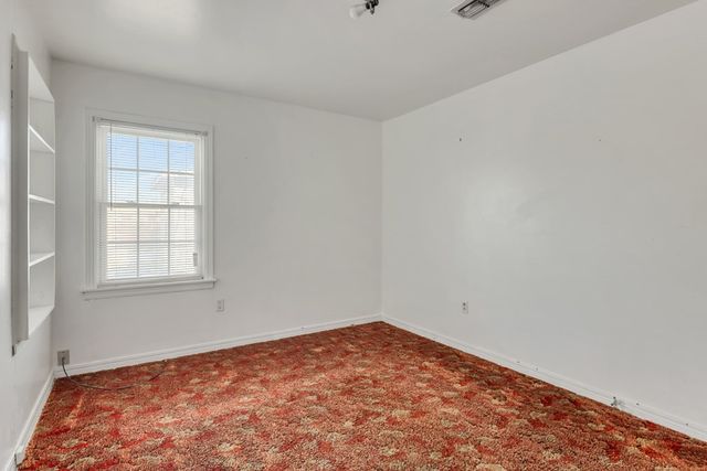 802 W 24th St, Odessa, TX 79763