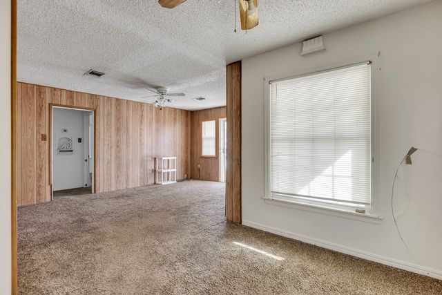 802 W 24th St, Odessa, TX 79763