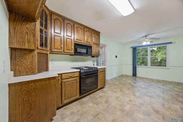 212 Crossrail Circle, Harvest, AL 35749