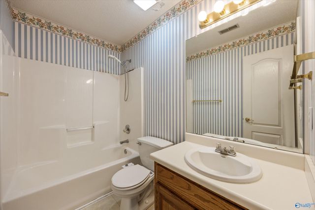 212 Crossrail Circle, Harvest, AL 35749