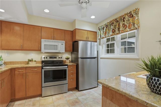 5180 Chemin De Vie, Atlanta, GA 30342