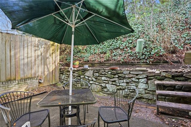 5180 Chemin De Vie, Atlanta, GA 30342