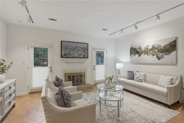 5180 Chemin De Vie, Atlanta, GA 30342