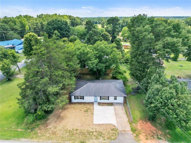 7 Beaverdam Road, Williamston, SC 29697
