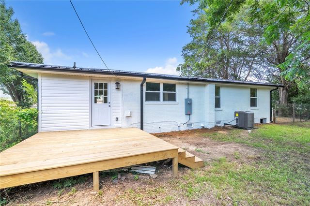 7 Beaverdam Road, Williamston, SC 29697