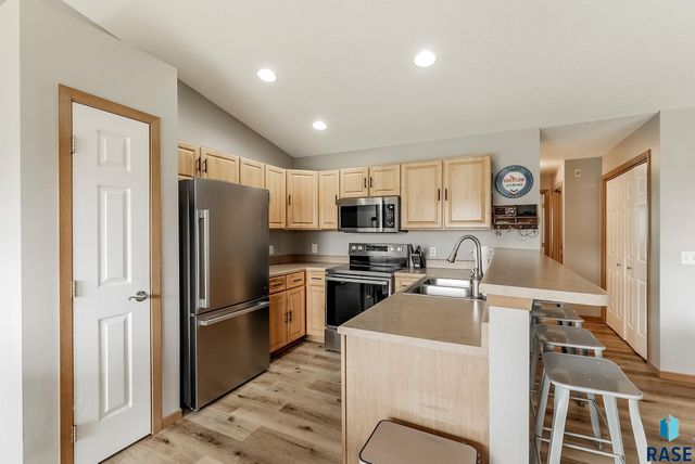 7035 W 56th St Street 16, Sioux Falls, SD 57106