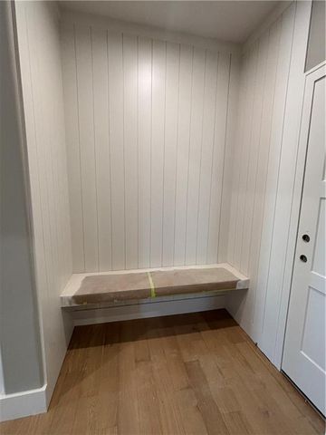 1206 NW 4th Street, Oak Grove, MO 64075