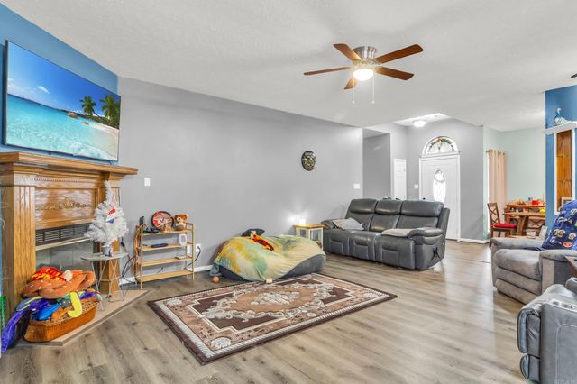 2013 N Hills Drive, Cabot, AR 72023