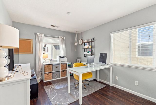 5261 Sun Chaser Way, Sacramento, CA 95835