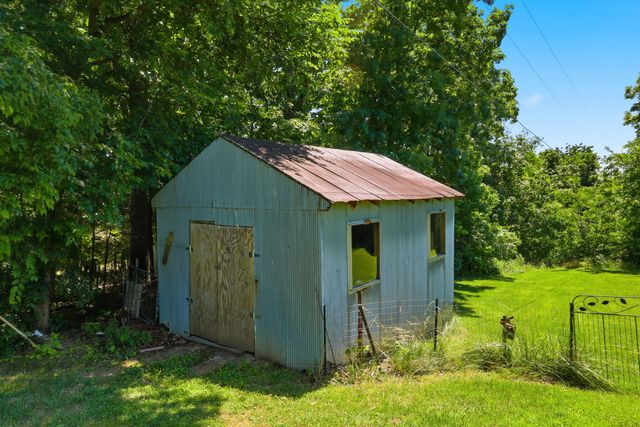 1587 Fairview Road, Lawrenceburg, KY 40342