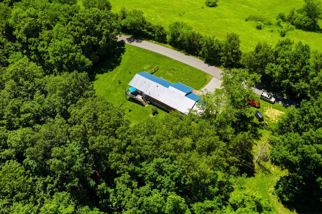 1587 Fairview Road, Lawrenceburg, KY 40342
