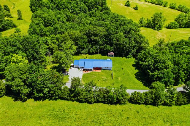 1587 Fairview Road, Lawrenceburg, KY 40342