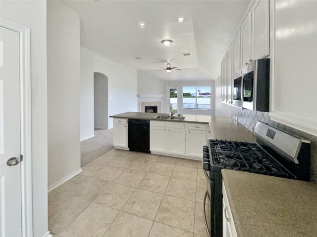 2901 Lakewood Lane, Royse City, TX 75189